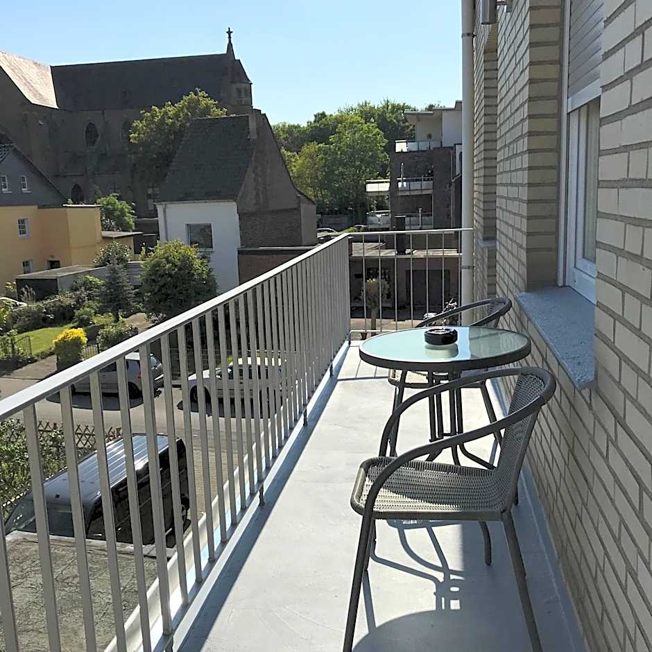 Hotel Select Suites & Aparts