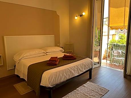 One-Bedroom Apartment - Attic