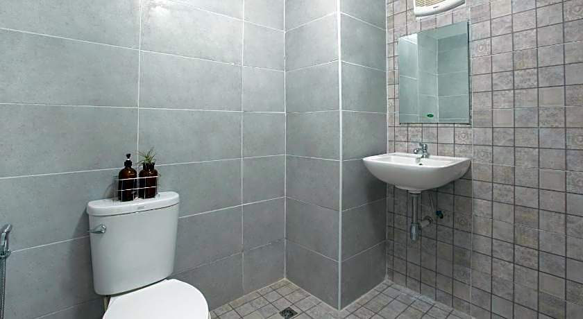 THE HABITAT HOSTEL