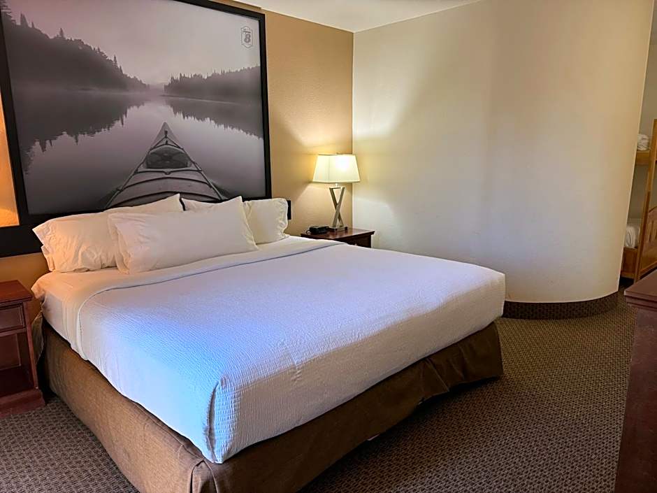 Super 8 by Wyndham High River AB