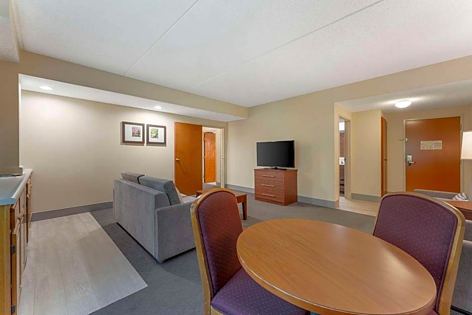 Comfort Inn & Suites Lavale