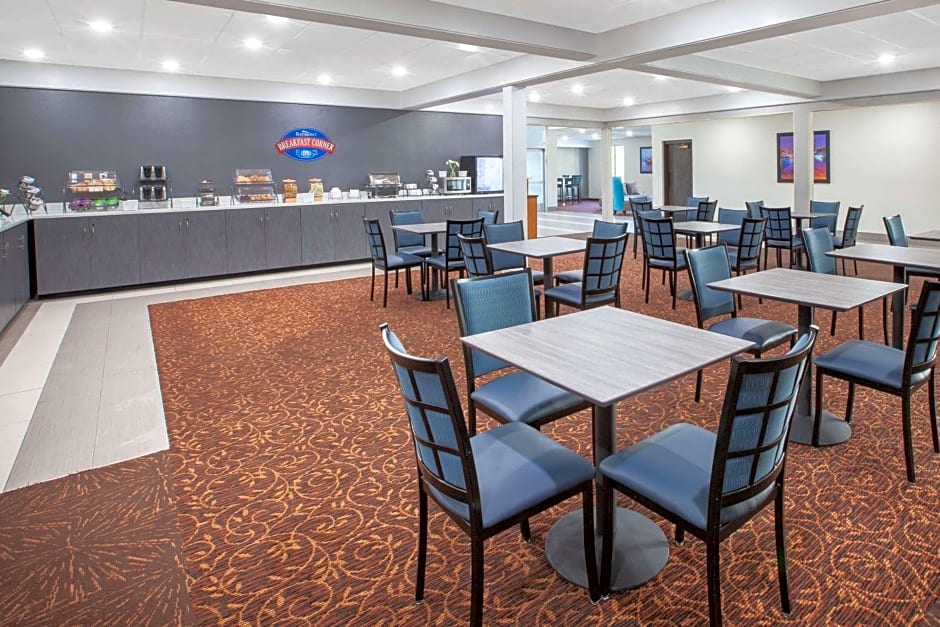 Baymont by Wyndham Grand Rapids Near Downtown