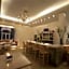 Makis Place