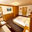 Hotel St Valentin Rooms & Appartements