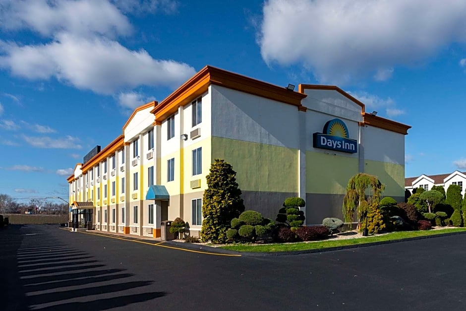 Days Inn by Wyndham Hartford/Closest Downtown