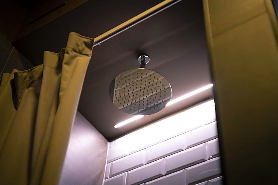 Hostelò - Luxury Hostel