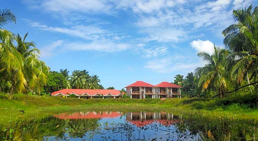 Hotel Exotica Squares