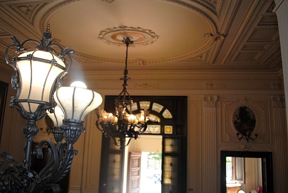 Villa Tina Hotel