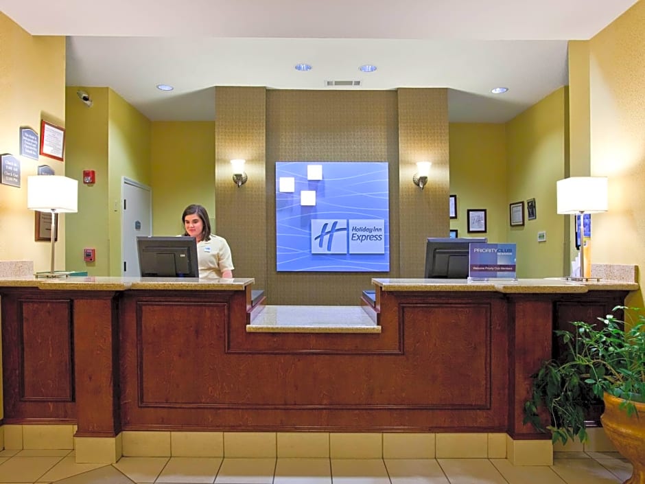 Holiday Inn Express Clanton By IHG