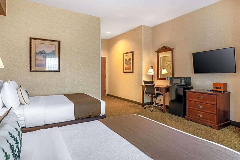 Maine Evergreen Hotel, Ascend Hotel Collection