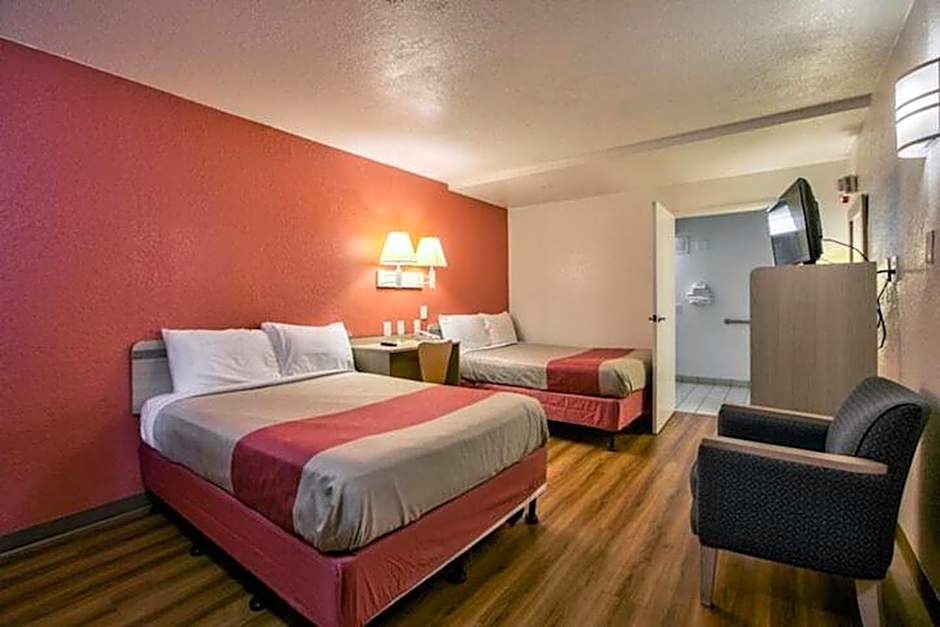 Loyalty Inn Tallahassee