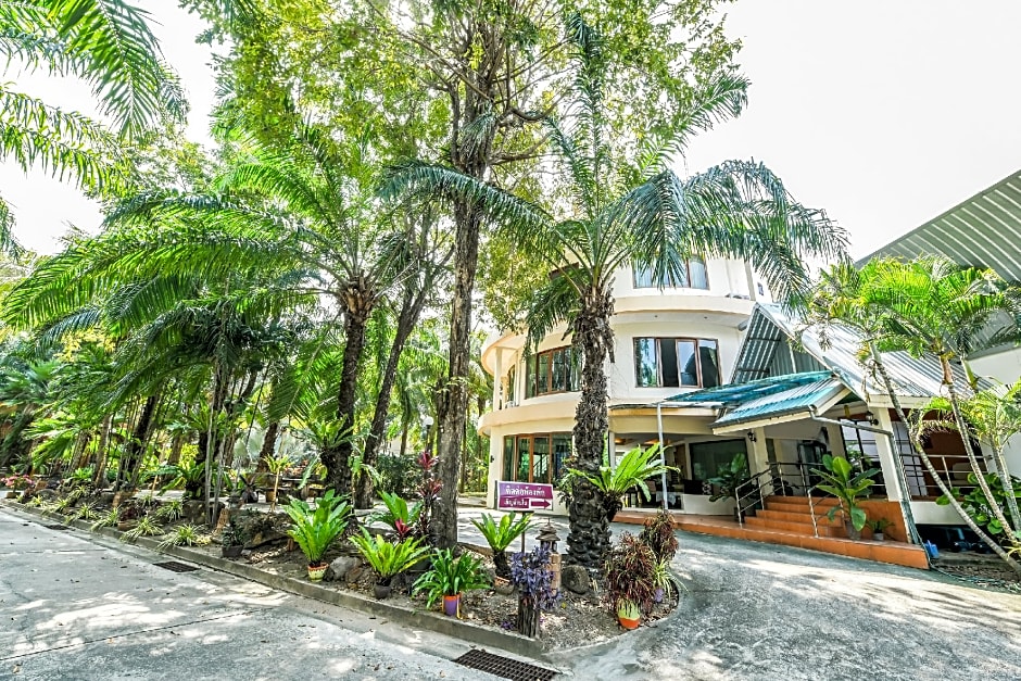Suan Palm Garden View