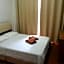 Homestay Marina Court