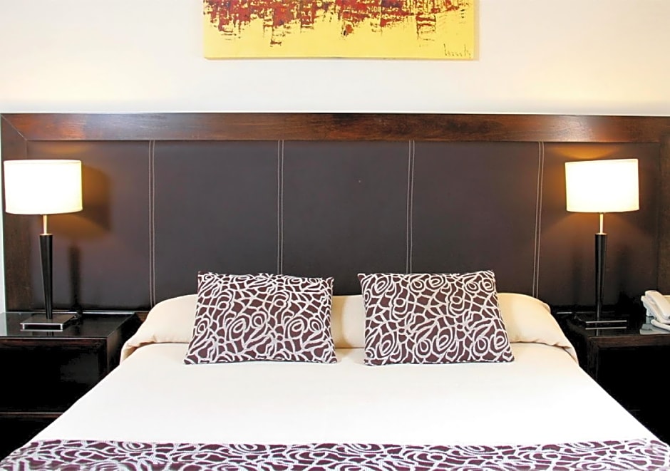 Hotel Carlos V by DOT Urban