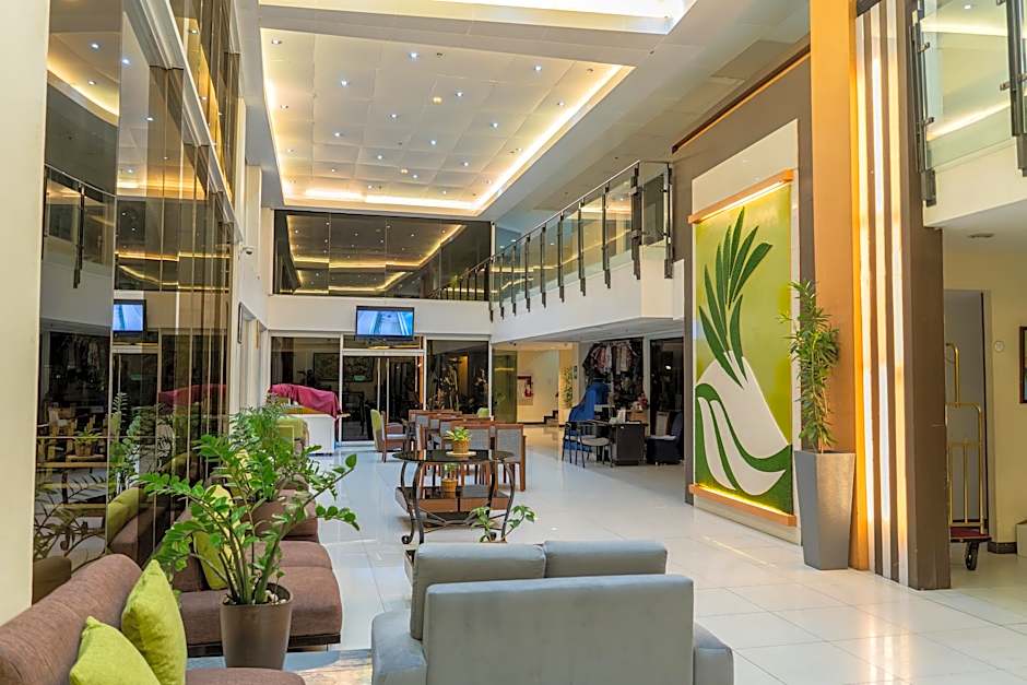 The Ritz Hotel at Garden Oases (Multiple-Use Hotel)