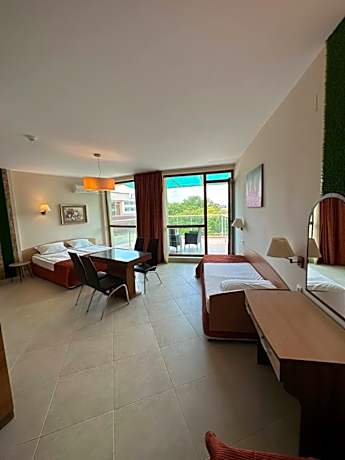 Deluxe Studio with Garden View and Balcony