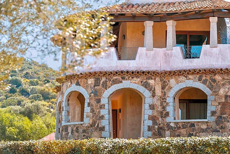 Marina Beach Residence with private beach in Marinella