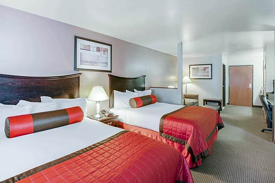 Photo 1 of 4 of 1 Queen Bed Suite