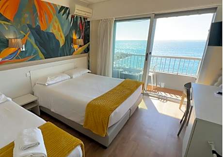 Standard Triple Room with Sea View