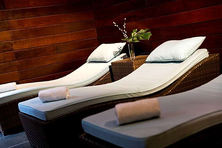 Renaissance by Marriott Paris Vendome Hotel