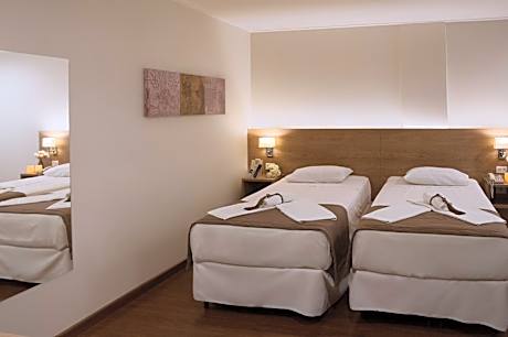 Twin Room - Disability Access