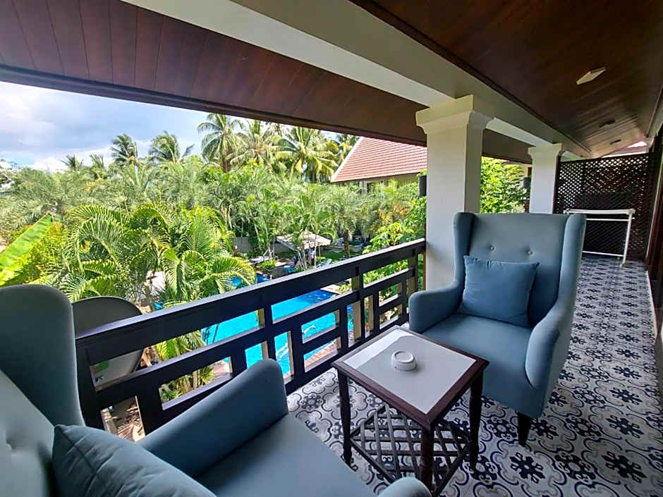 Sunrise Garden House