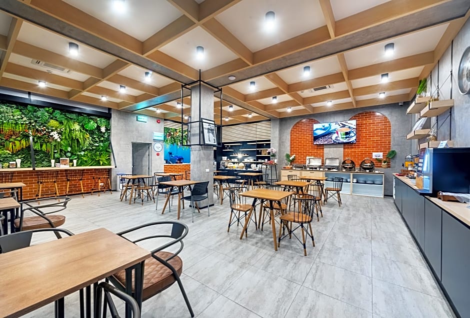 PLAAI Plus Hotel Rayong