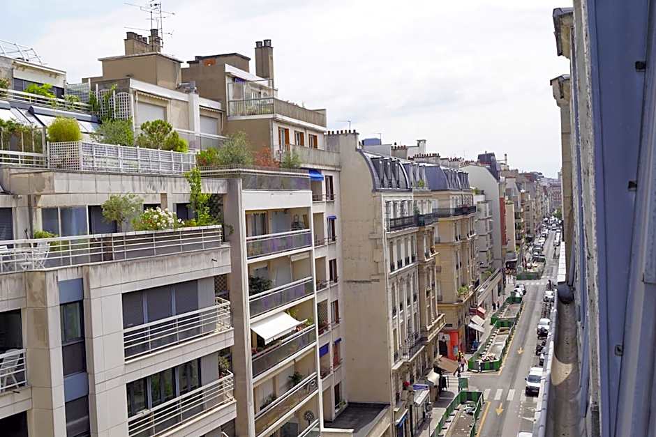 Hotel De L'Exposition - Tour Eiffel