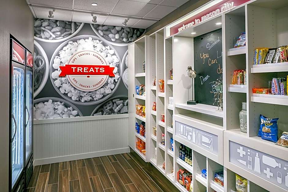 Hampton Inn By Hilton & Suites Mason City