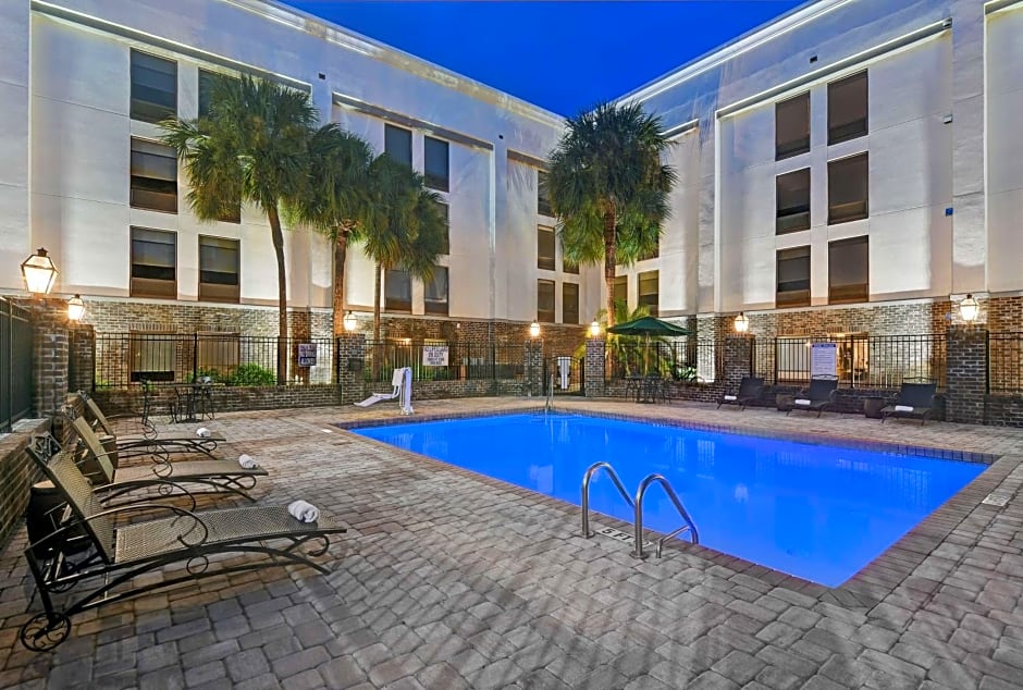 Hampton Inn By Hilton Charleston/Mount Pleasant-Patriots Point