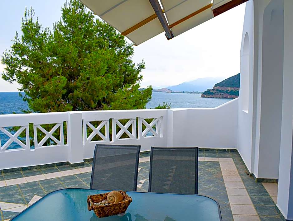 Muses seaside Villas