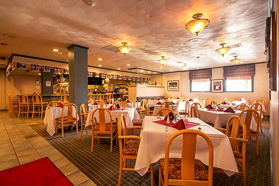 Oakland Airport Executive Hotel