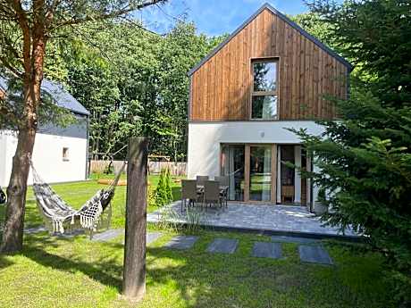 DOMKI Sosnowy Holiday Park