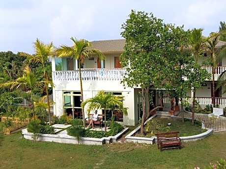 Nazaki Residences Hotel