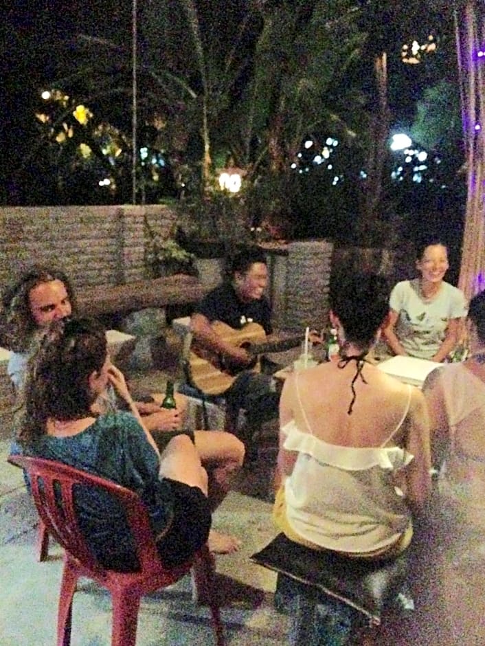 Apollo Hostel