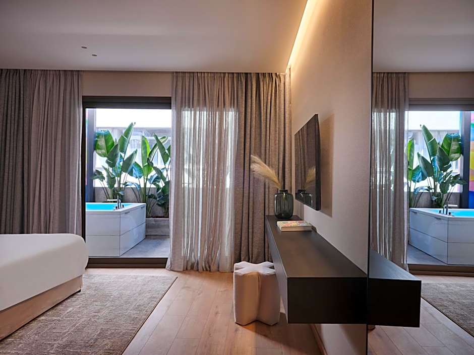 Nur Outline Aparthotel