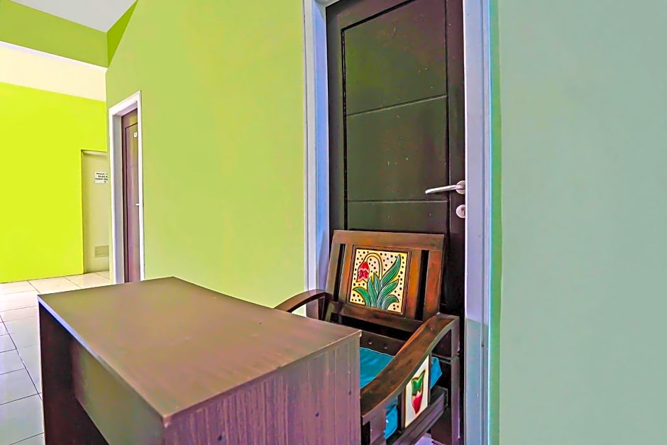 SPOT ON 92474 Penginapan Rusunawa Ii