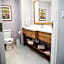 Hampton Inn & Suites by Hilton Laval