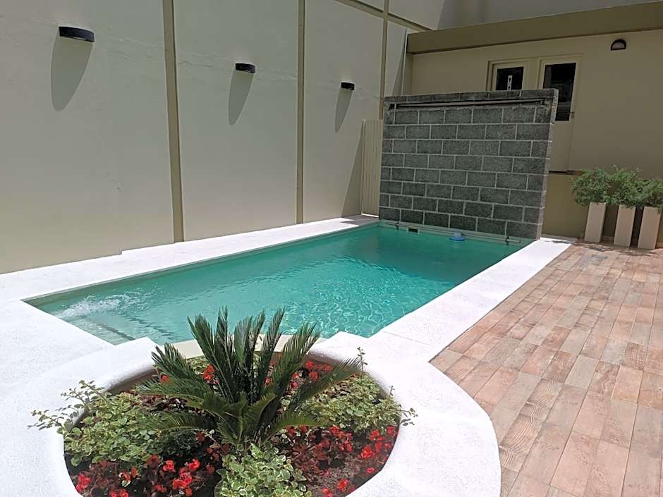 Recoleta Uriburu by Ayres