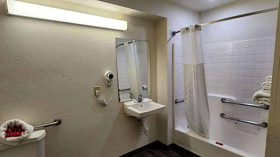 SureStay by Best Western Sacramento South Natomas
