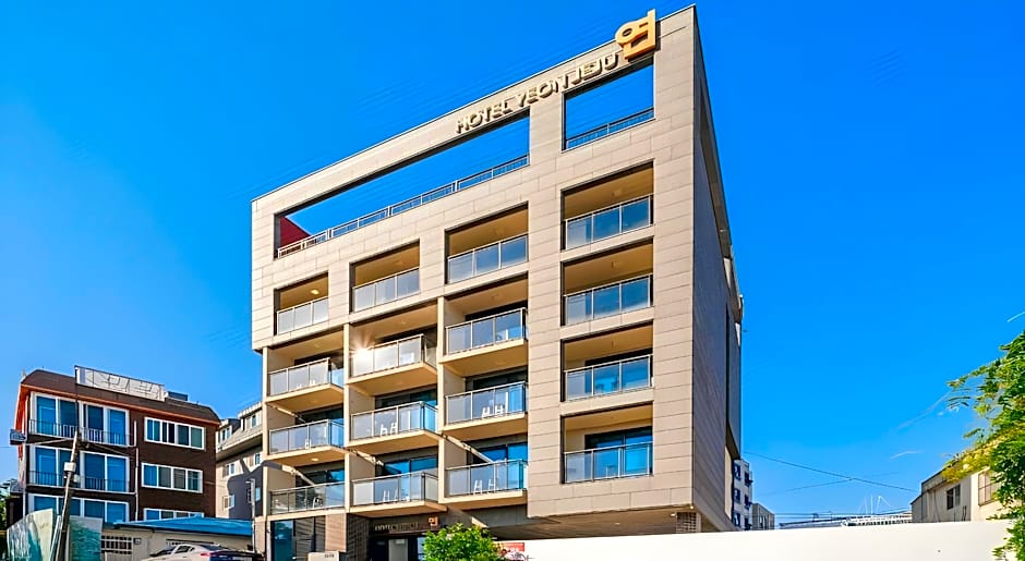 Hotel Yeon
