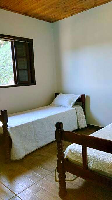 Morada da colina casa de campo