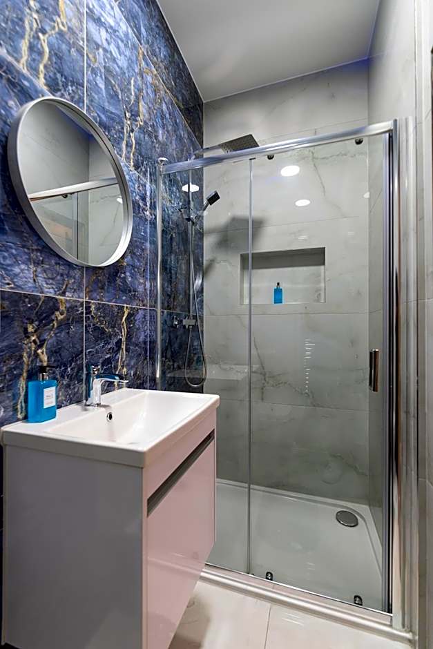 Paragraph Palmers Green - Tottenham Stadium