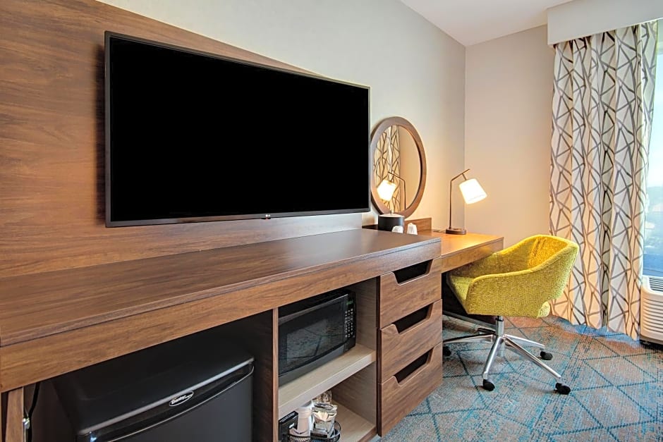 Hampton Inn & Suites Sunnyvale-Silicon Valley, Ca
