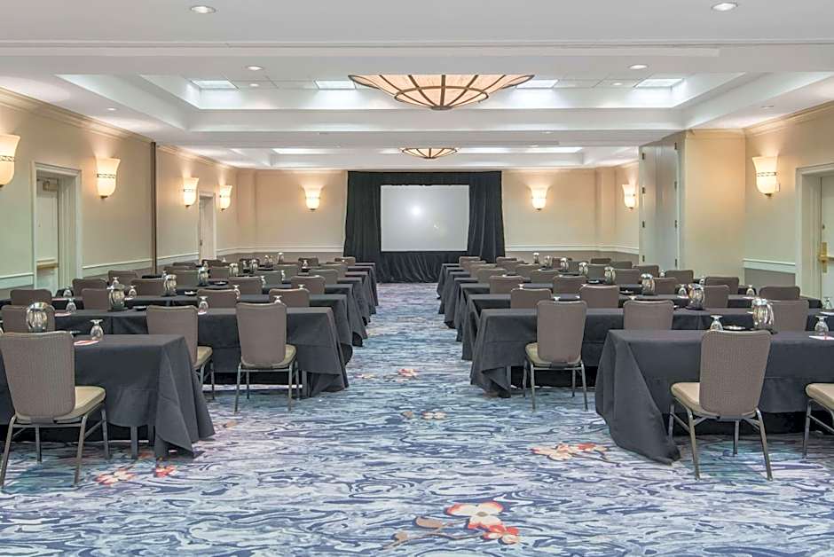 Sonesta Charlotte Lower South End