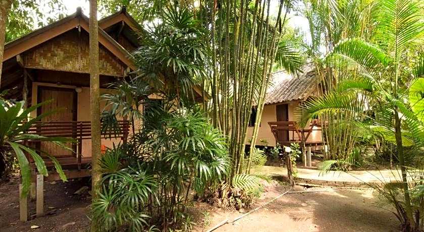 Aonang Lake Side Bungalow