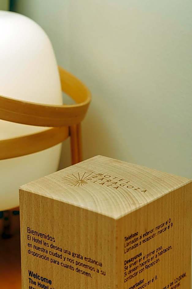 Hotel Zaragoza Plaza