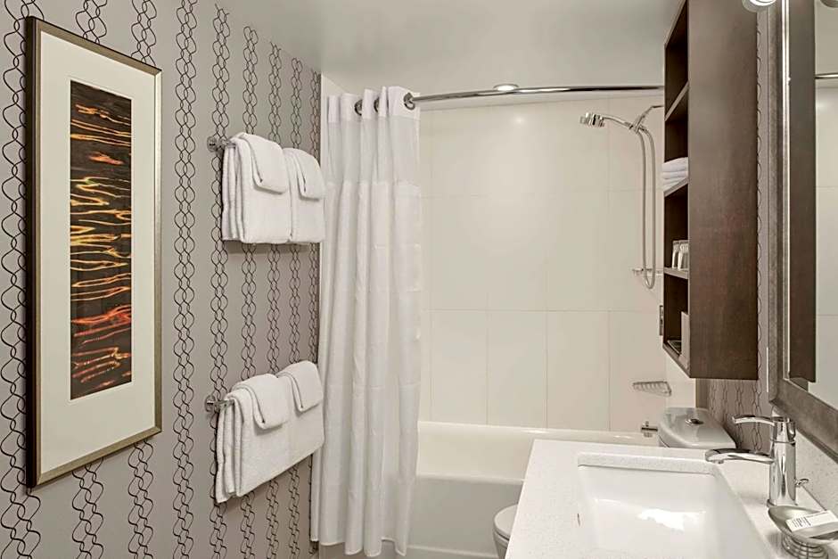 Residence Inn by Marriott Vancouver Downtown