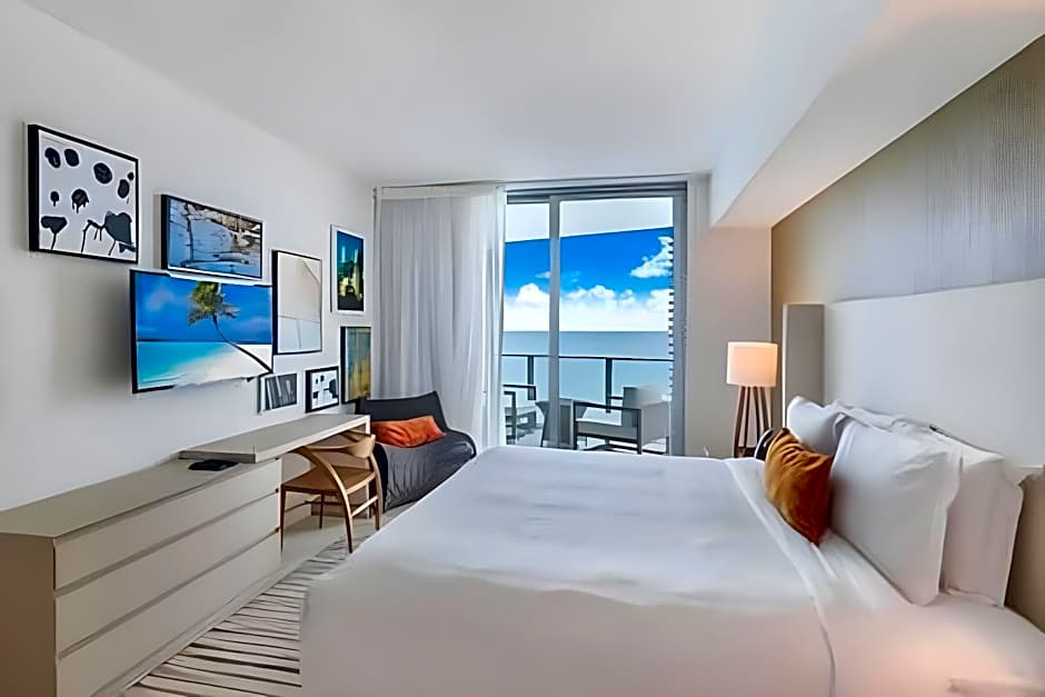 Hide Beach Residences