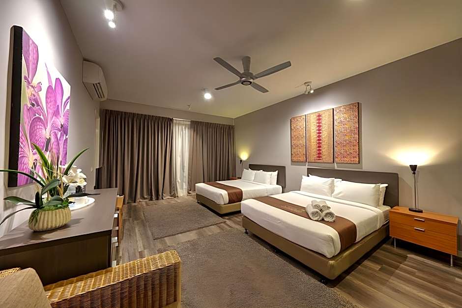 Acappella Suite Hotel